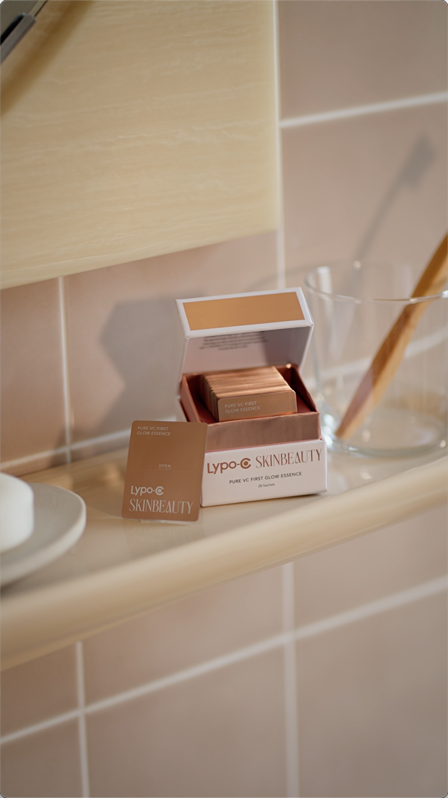 Lypo-C SKINBEAUTY ファースト グロウエッセンス 28包 | リポソーム Lypo-C SKINBEAUTY ファースト グロウエッセンス 28包 | リポソーム